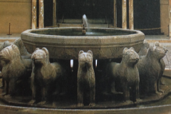 Fontaine de la cour des Lions de l'Alhambra, Grenade, seconde moitié du XIVe siècle