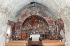 ue intérieure de l'église Mâr Tadros Eglise Mâr Tâdros saint Théodore, Behdidât , Liban)