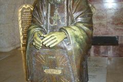 Mgr Elyas Hoyek Statue